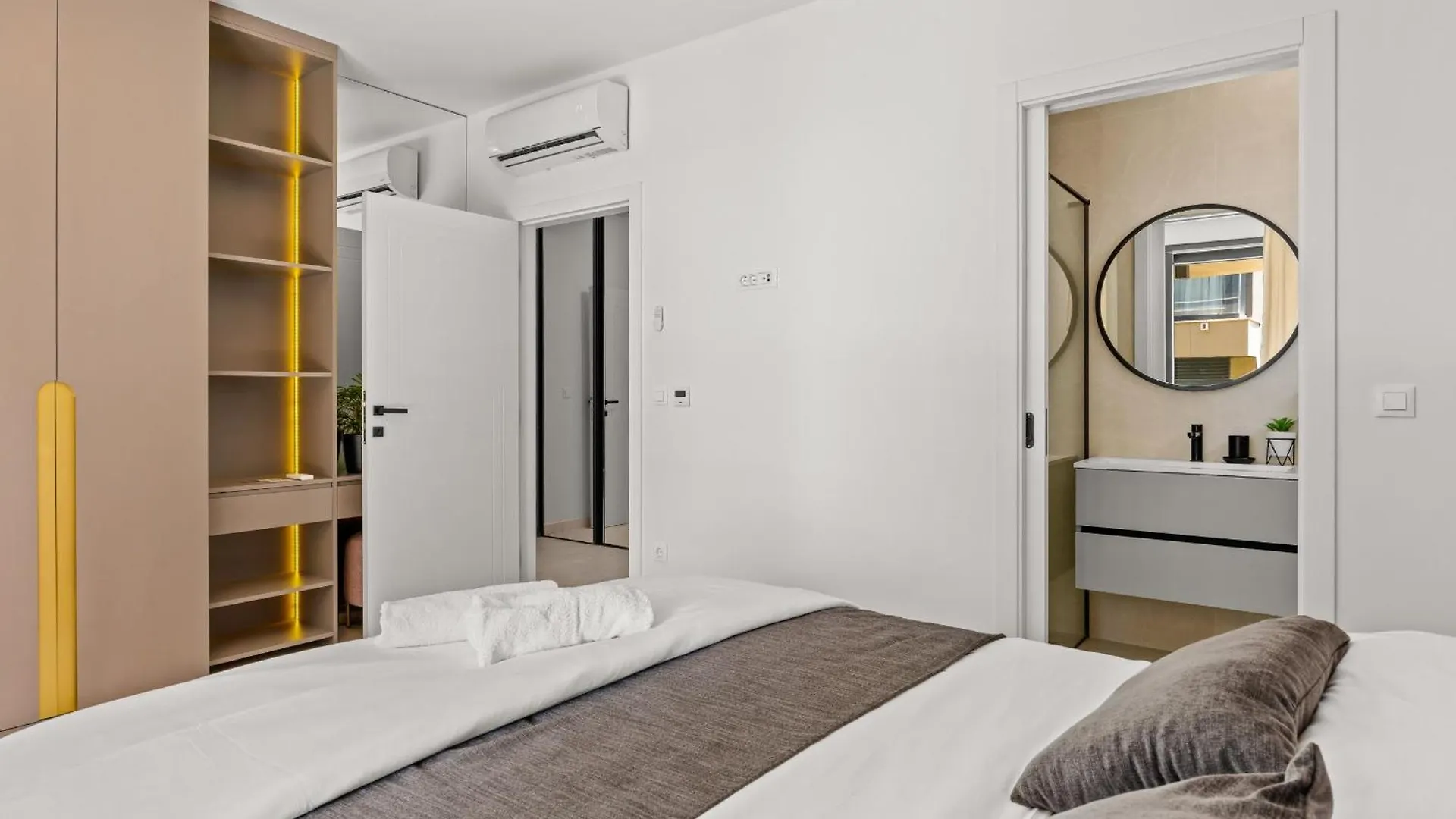 Luxury Seaside Apartments ザダル 0*,  クロアチア
