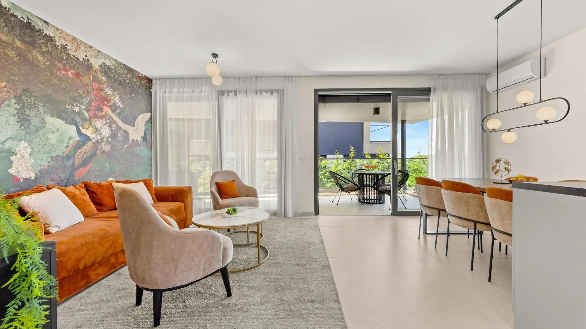 Luxury Seaside Apartments ザダル